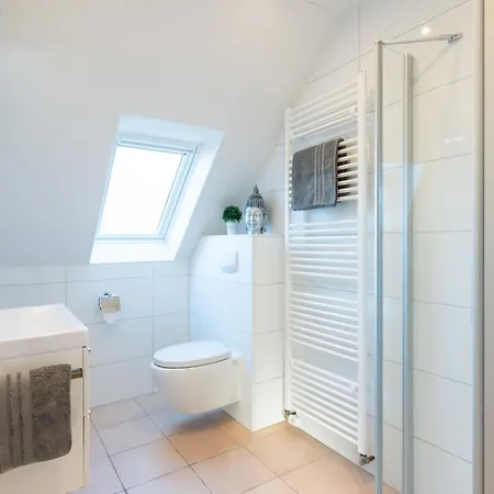 Appartement Moewe 4 *