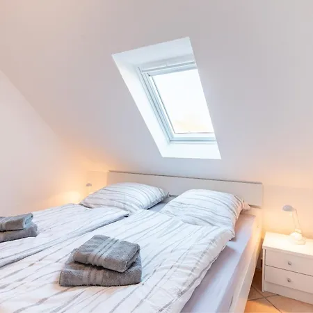 Moewe 4 * Norddeich (Norden)