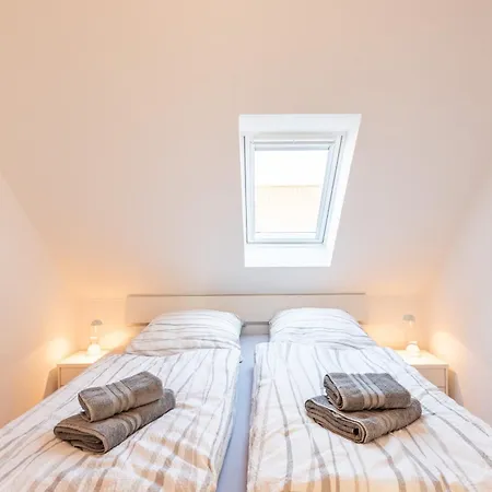 Appartement Moewe 4 *